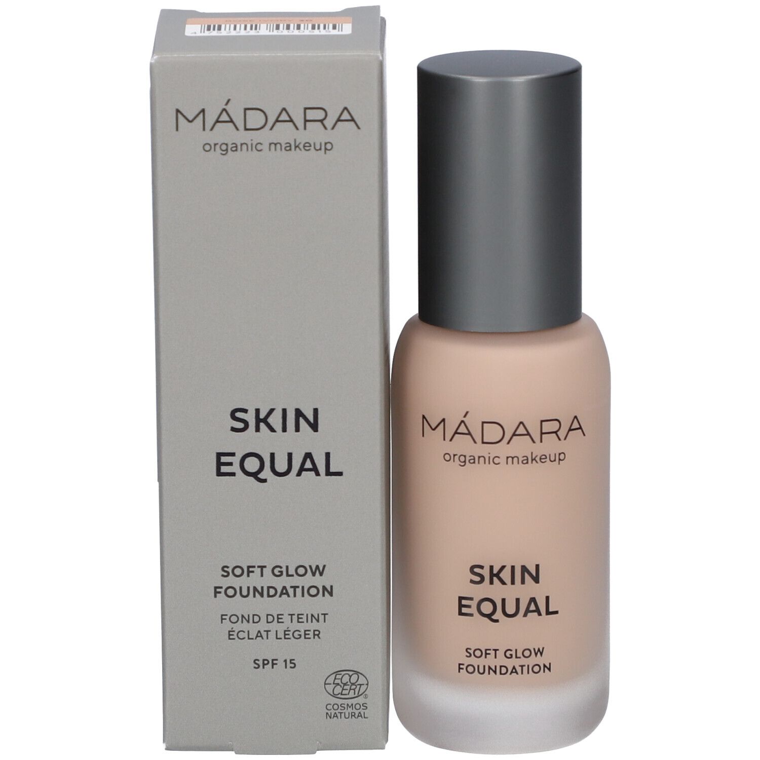 Madara Skin Equal Foundation, Flasche und Karton. Aufschrift: Skin Equal, Soft Glow Foundation, SPF 15. Cosmos Natural.