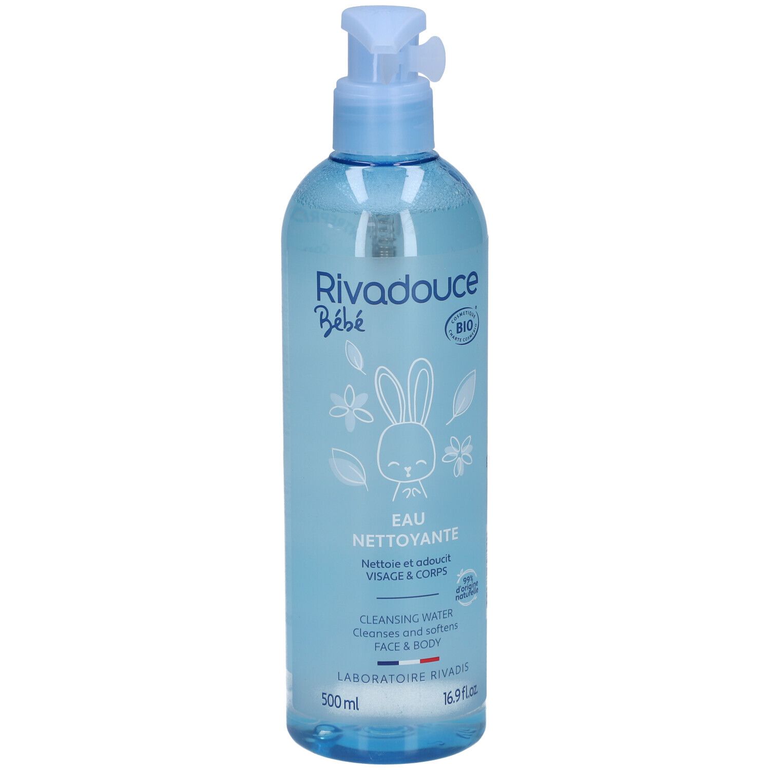 Flacon bleu clair avec pompe. Inscription: Rivadouce Bébé, Eau Nettoyante. Avec label bio et illustration de lapin.