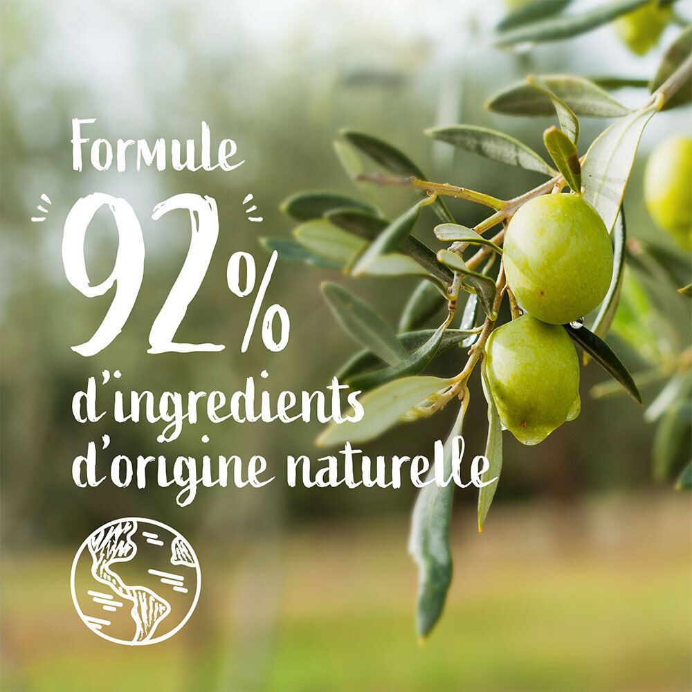Olijftak. Tekst: "Formule 92% d'ingrédients d'origine naturelle". Wereldbol symbool.