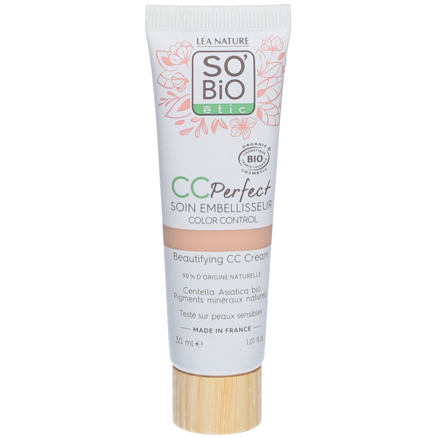 Tube SO BIO ETIC CC Perfect. Bouchon bois. Inscription "BIO". Texte "CC Perfect" et "Color Control". Crème teintée.
