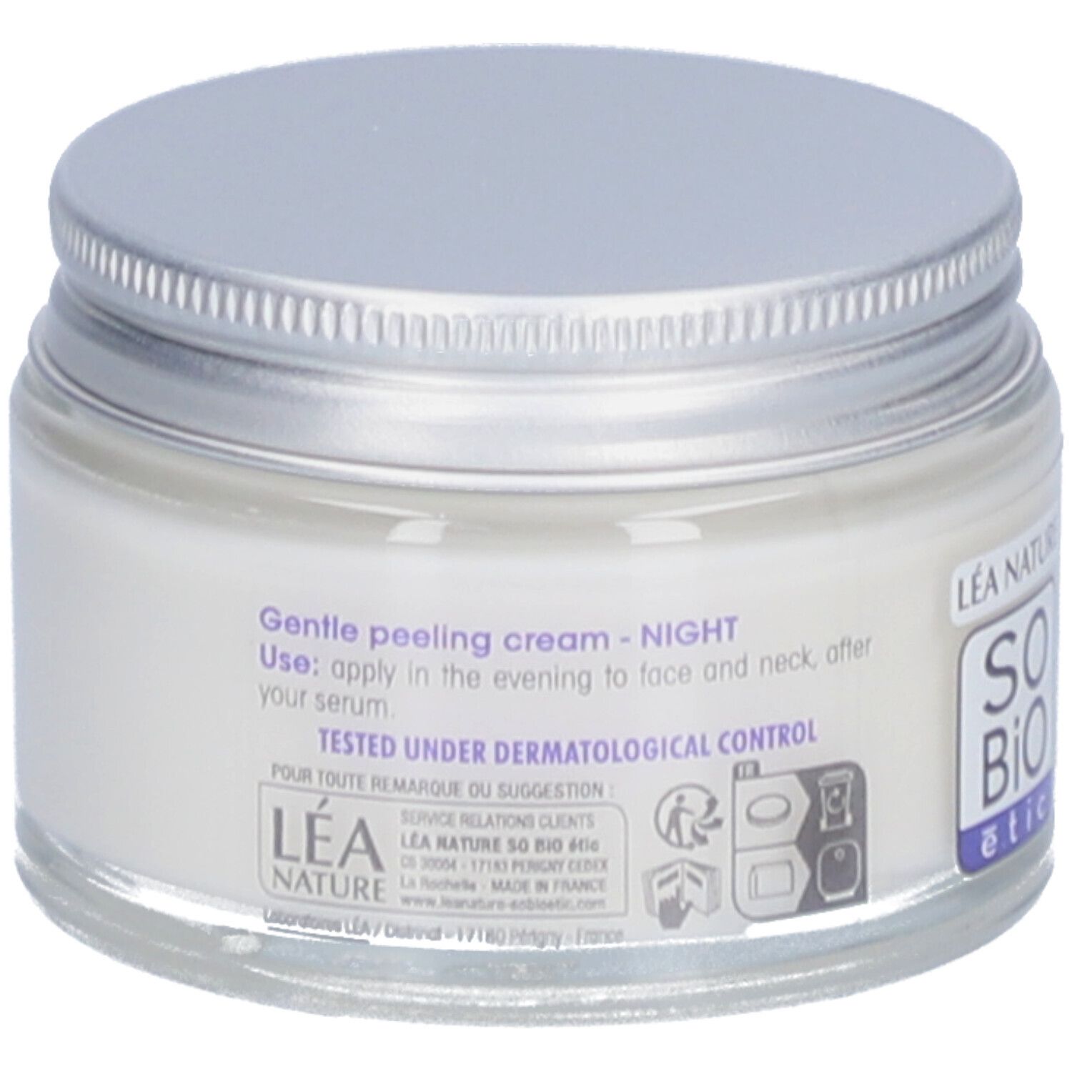 Crème en pot avec couvercle argenté. Inscription: SO BIO étic, Gentle peeling cream - NIGHT. Testé sous contrôle dermatologique.