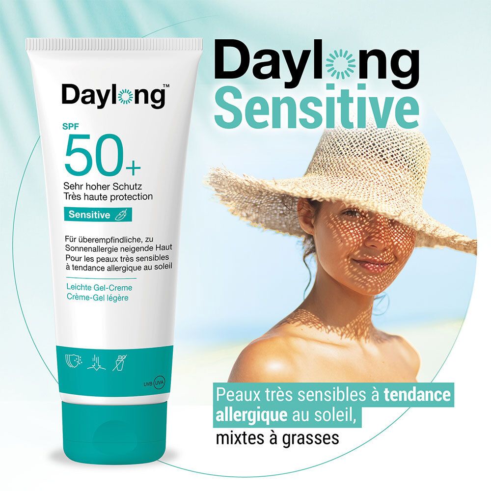 Werbung für Daylong Sensitive. Frau mit Sonnenhut. Tube und Text: SPF 50+, Sensitive. Für sonnenallergische Haut, Mischhaut.