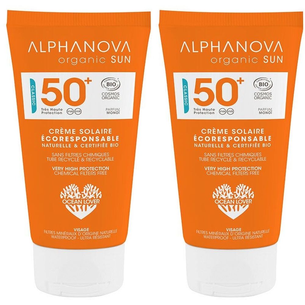 Twee tubes zonnecrème SPF 50+. Oranje verpakking met witte dop. Tekst: ALPHANOVA, organic SUN, CRÈME SOLAIRE.