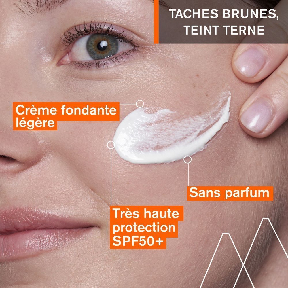 Uriage Dépiderm soin de jour SPF 50+, anti-taches, sur le visage.