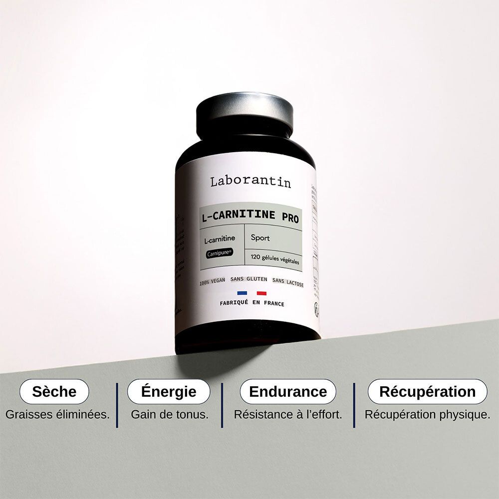 Femme s'entraînant. Flacon Laborantin L-Carnitine Pro sur socle. Texte: -2,8 kg masse grasse, -1,2 kg poids corporel, -25% fatigue.