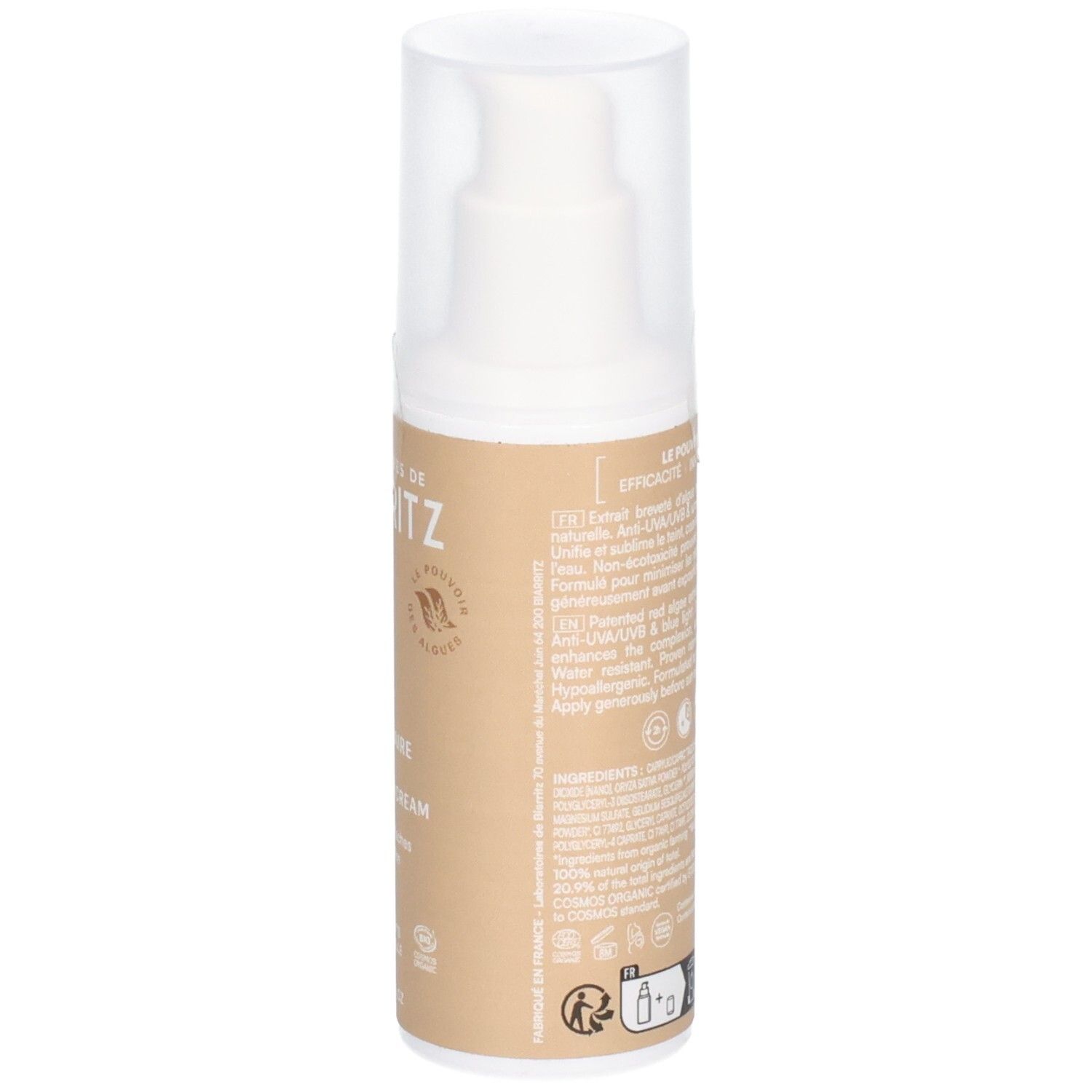 Seite der Sonnencreme-Flasche mit Text. Informationen zu Inhaltsstoffen und Anwendung. Logos und Zertifizierungen.