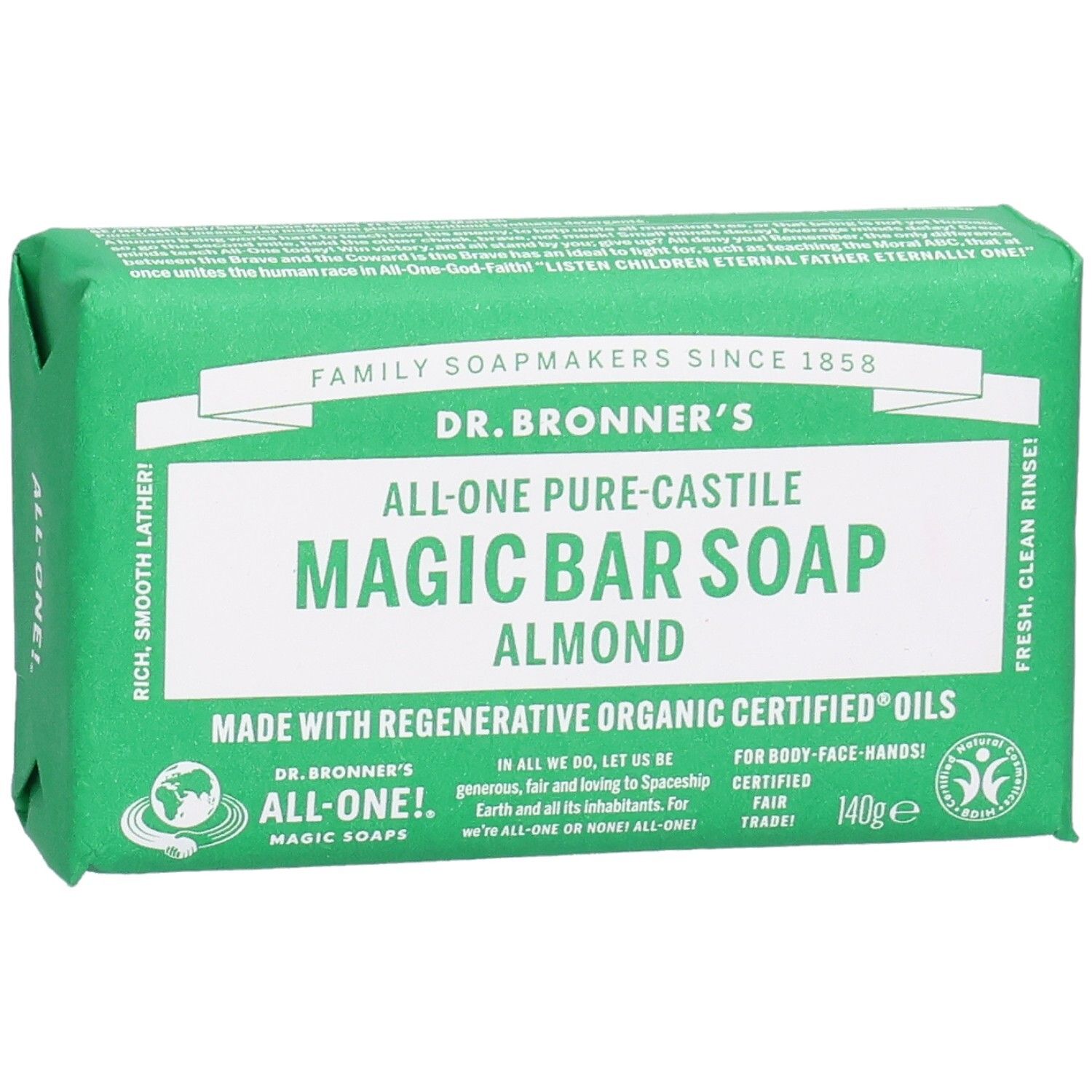 Grüne Seife in Papierverpackung. Aufschrift: Dr. Bronner's Magic Bar Soap Almond. Fair Trade Siegel.