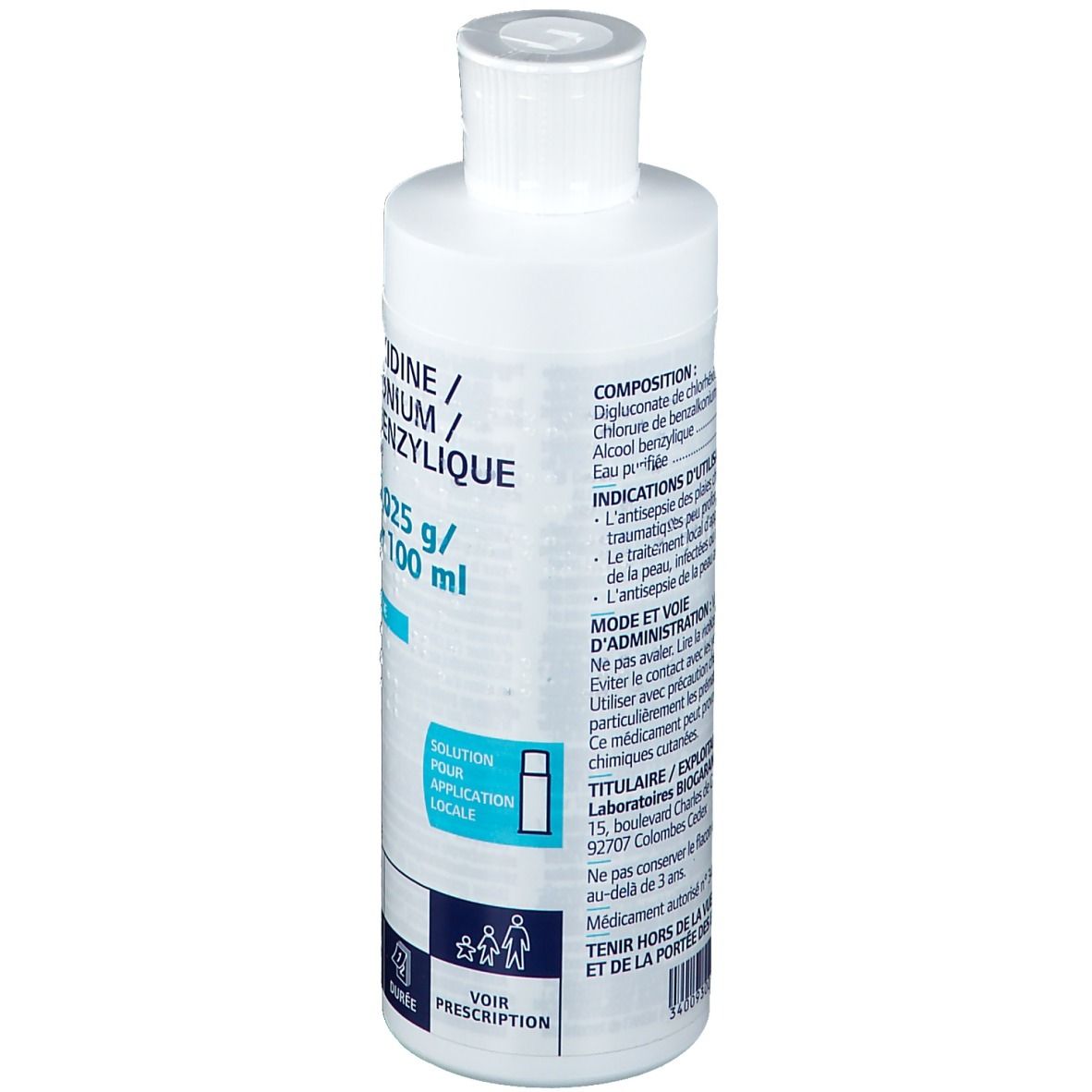 Flacon blanc avec bouchon. Inscription: CHLORHEXIDINE/BENZALKONIUM/ALCOOL BENZYLIQUE, BIOGARAN®. Verso avec informations et texte.