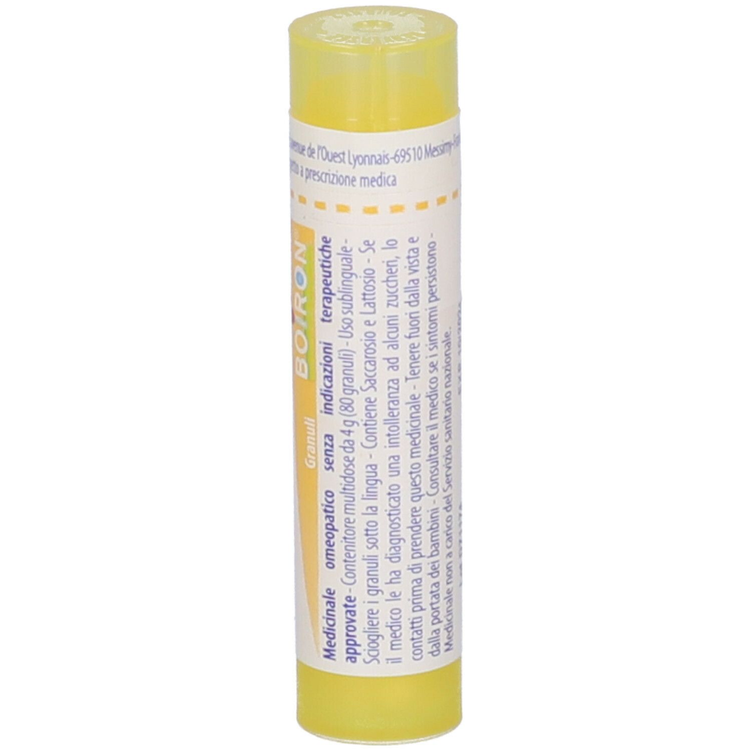 Tubo giallo con etichetta bianca. Scritto: Boiron, granuli, omeop. Contiene saccarosio e lattosio.
