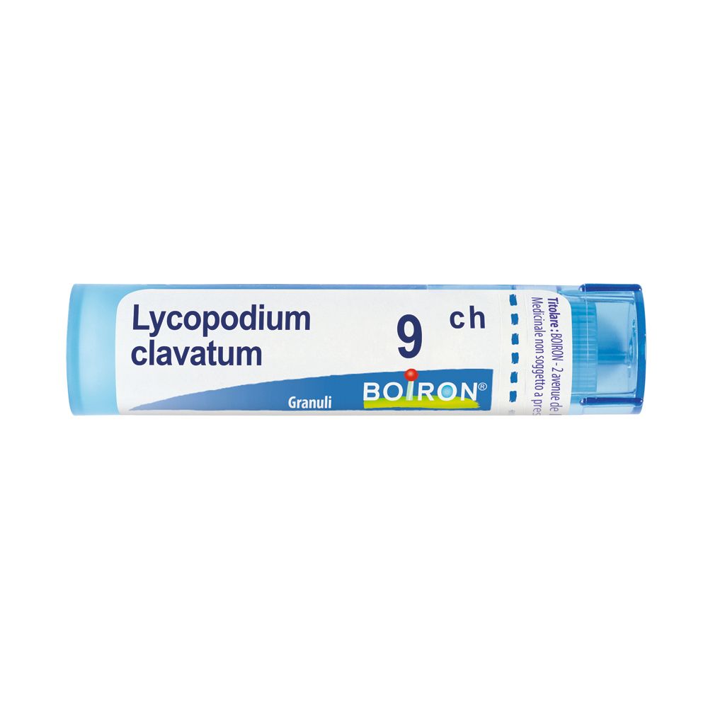 Confezione multidose cilindrica blu. Scritta: Lycopodium clavatum, 9 ch, BOIRON. Granuli.