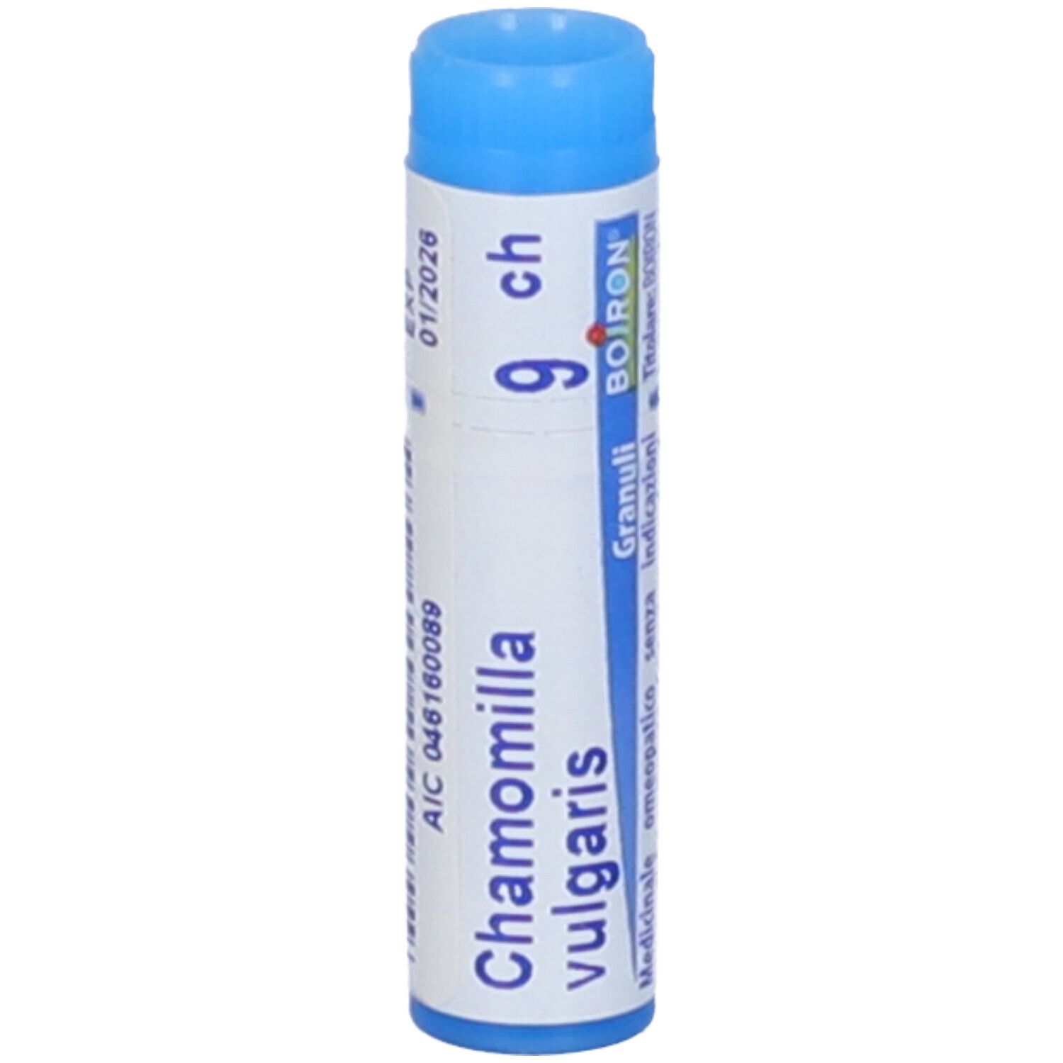 Tubo monodose blu e bianco. Scritta: Chamomilla vulgaris, 9 ch, BOIRON®.