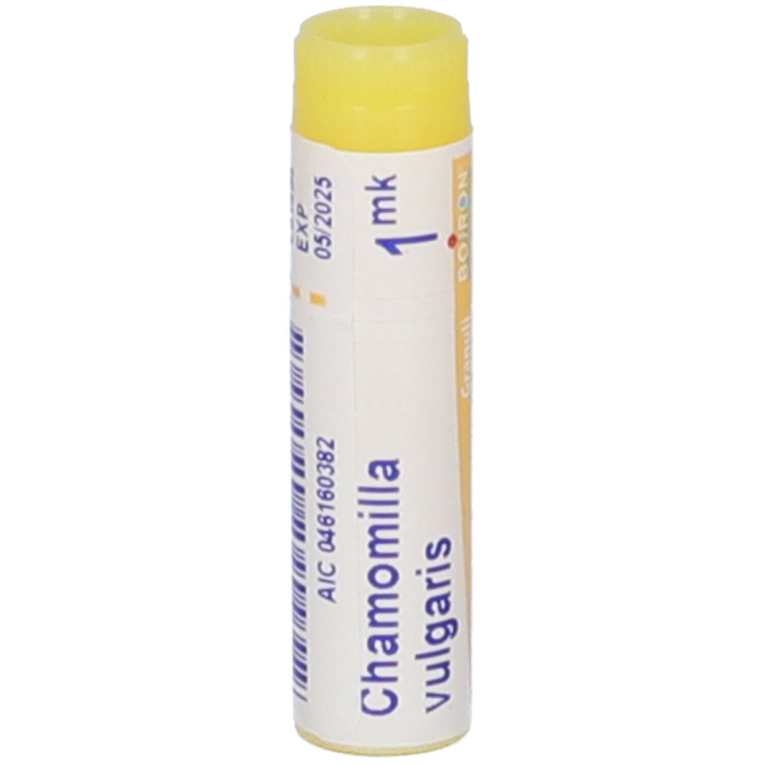 Confezione cilindrica con tappo giallo. Scritta: Chamomilla vulgaris, 1 mk, EXP 05/2025, BOIRON.