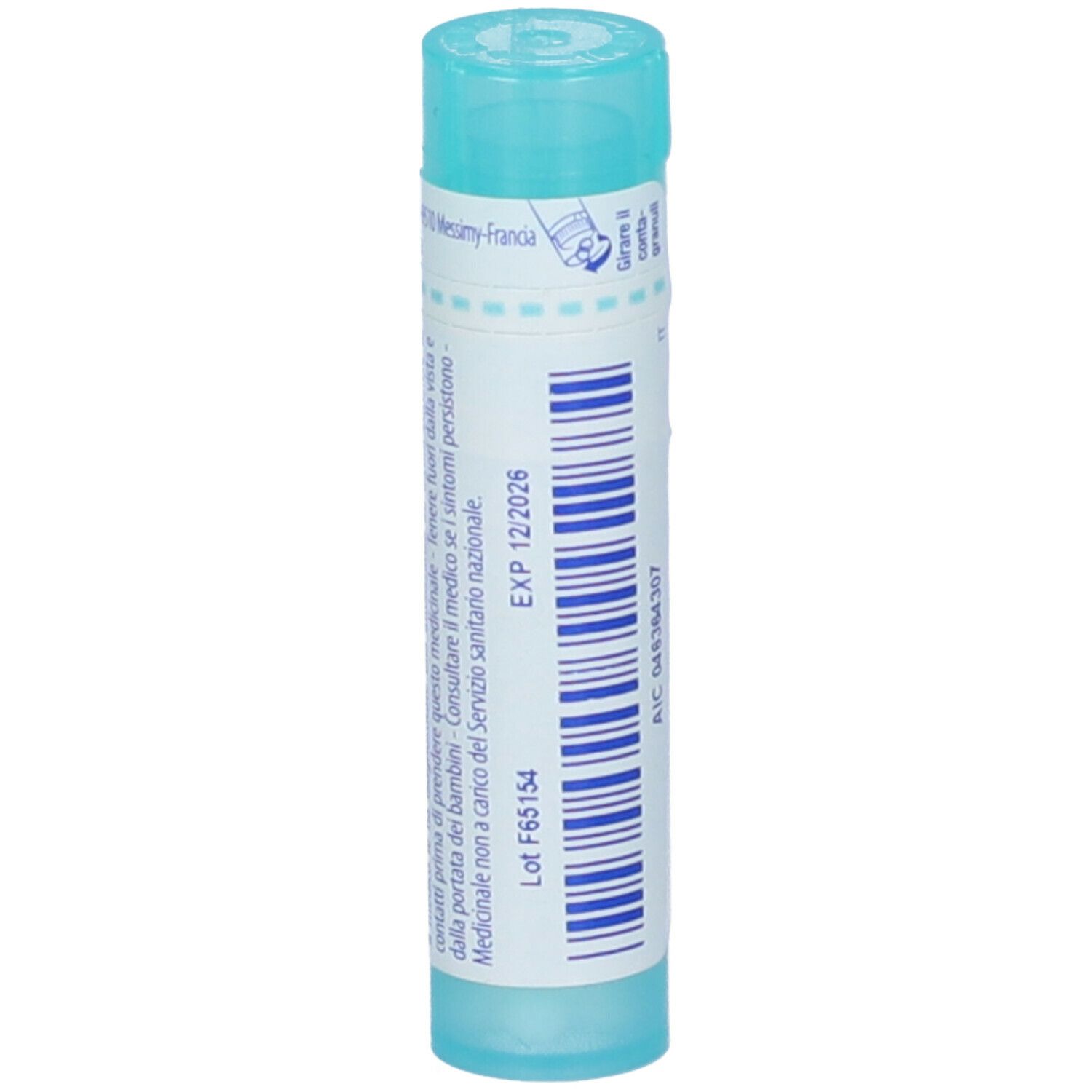 Confezione cilindrica, tappo blu. Scritta: Actaea racemosa 200 ch. Data di scadenza.
