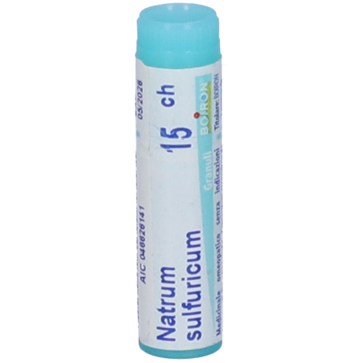 Confezione cilindrica con tappo blu. Scritta: Natrum sulfuricum, 15 ch, BOIRON, Granuli.