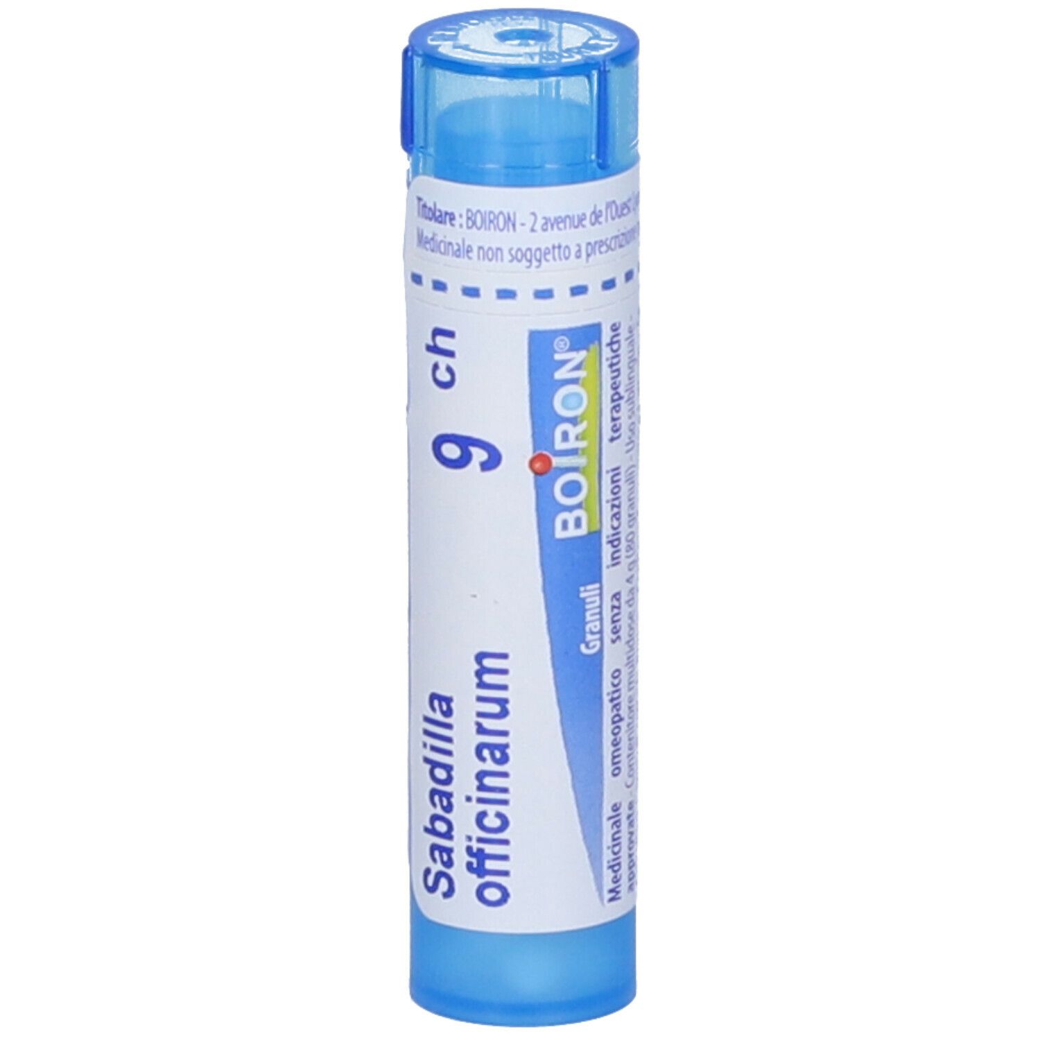 Confezione cilindrica blu. Scritta: Sabadilla officinarum, 9 ch, BOIRON. Etichetta con informazioni.