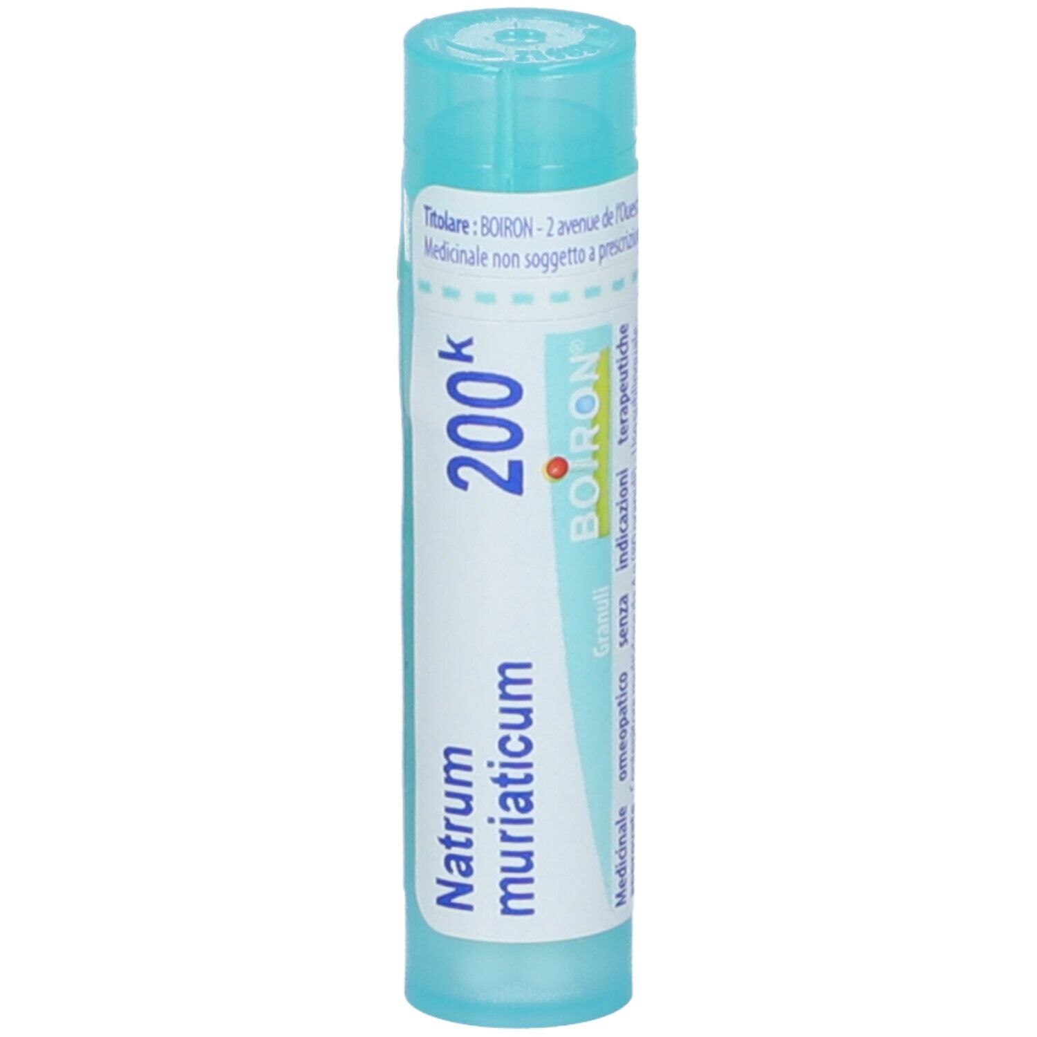 Confezione cilindrica azzurra. Scritta: Natrum muriaticum 200k, BOIRON. Granuli. Stampa in italiano.