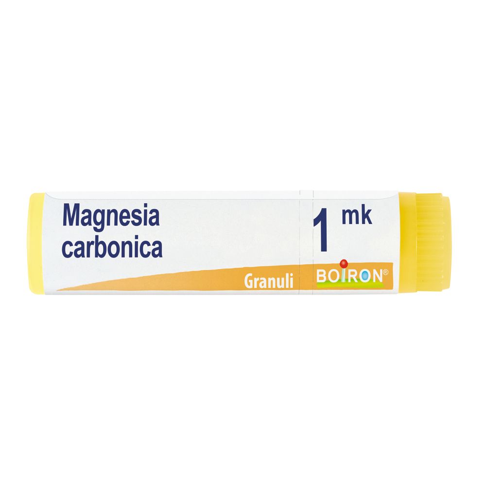 Confezione monodose cilindrica. Scritta: Magnesia carbonica, 1 mk, BOIRON. Tappi gialli.