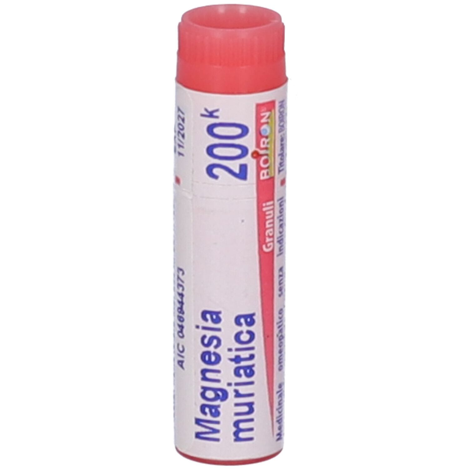 Confezione cilindrica, tappo rosso. Scritta: Magnesia muriatica, 200k, 11/2027, BOIRON, Granuli.