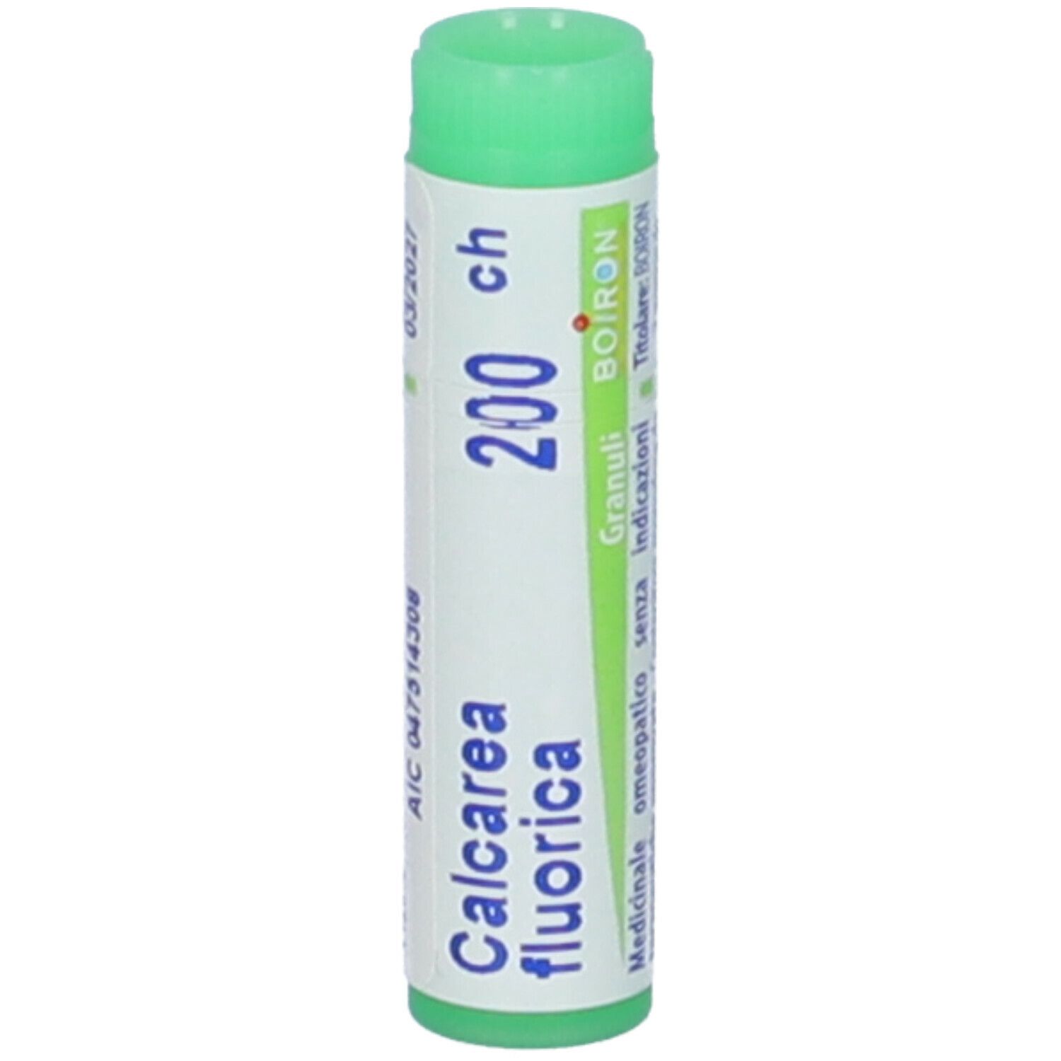 Confezione cilindrica con tappo verde. Scritta: Calcarea fluorica, 200 ch, BOIRON, Granuli, scadenza.