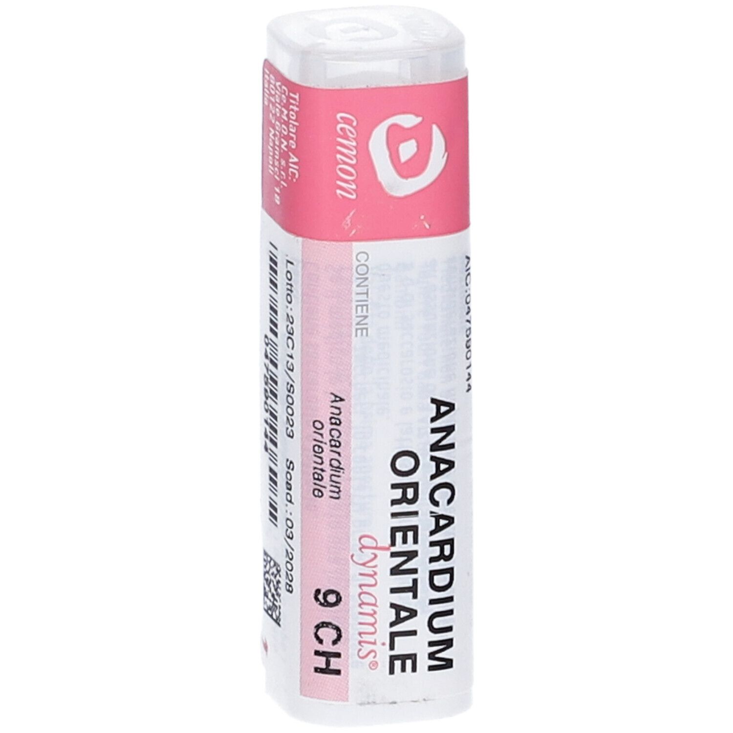 Confezione cilindrica con etichetta rosa e bianca. Scritta: Anacardium Orientale 9 CH. Contiene globuli. Codice a barre.