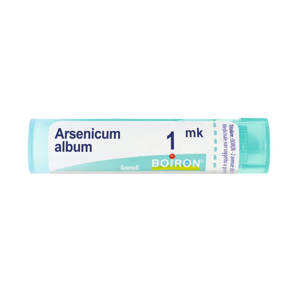 Confezione cilindrica con "Arsenicum album 1 mk Granuli" e logo BOIRON. Tappo verde chiaro.