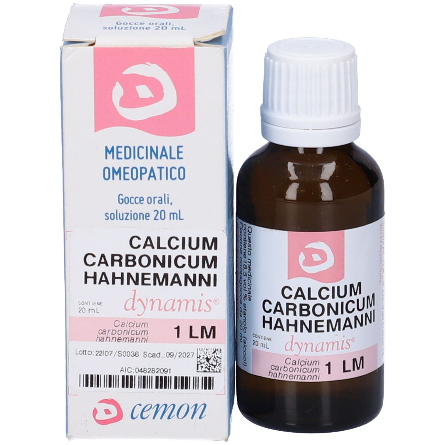 Flacone di vetro marrone e scatola. Sul flacone c'è scritto "CALCIUM CARBONICUM HAHNEMANNI 1 LM" e "dynamis".