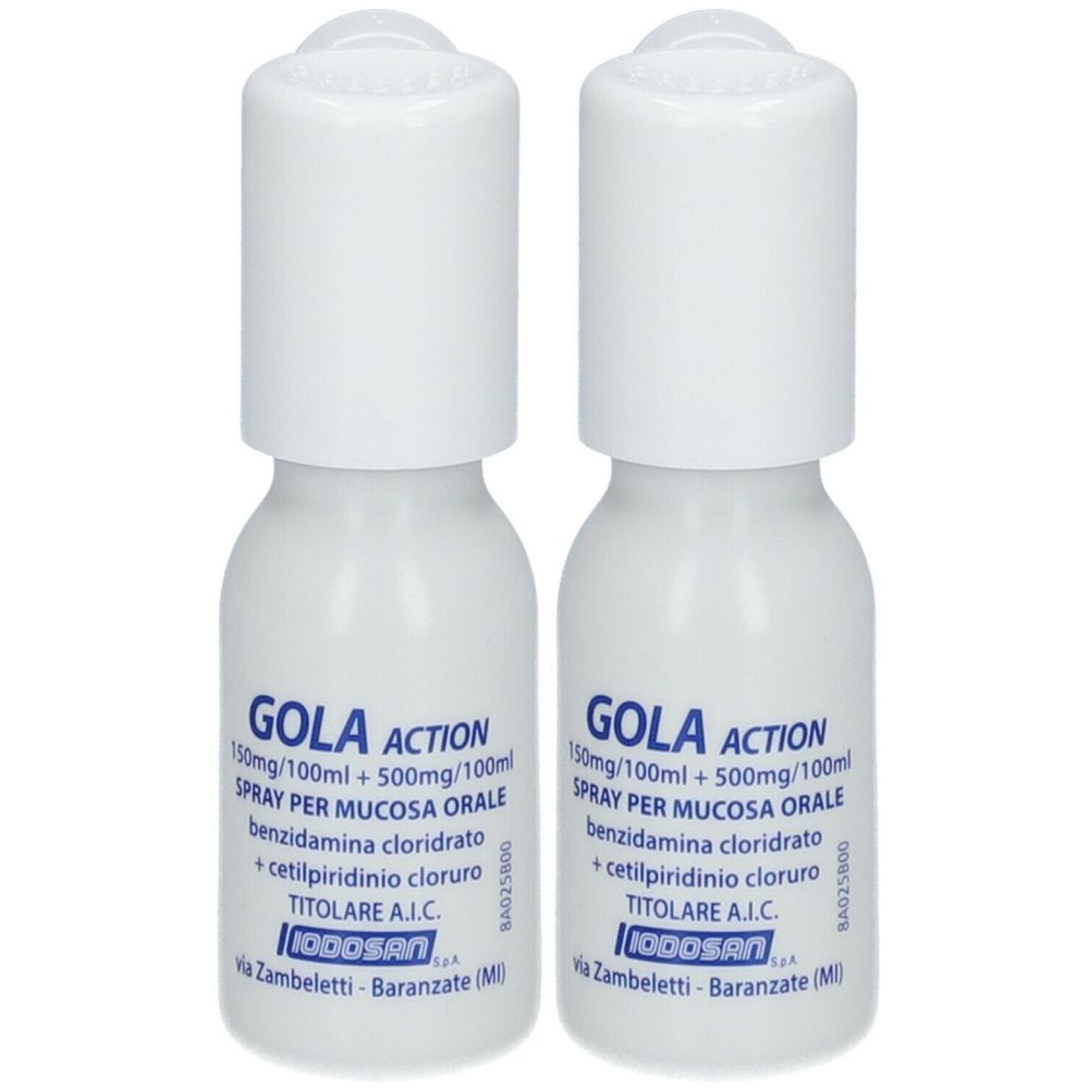 Due flaconi spray bianchi con tappi bianchi. Scritta: GOLA ACTION, IODOSAN. Testo in italiano.
