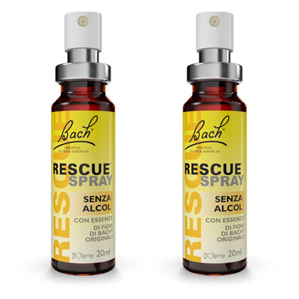 Due flaconi di Bach Rescue Spray. Flaconi in vetro marrone con etichette gialle e vaporizzatori. Testo: Rescue Spray, Senza Alcol.