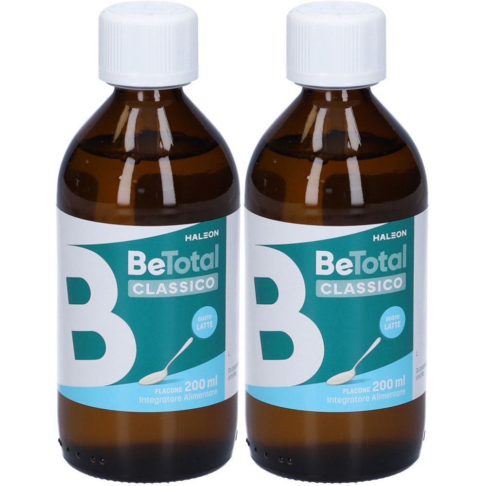 Due flaconi in vetro marrone con tappi bianchi. Etichetta BeTotal Classico, gusto latte, 200 ml. Marchio Haléon.