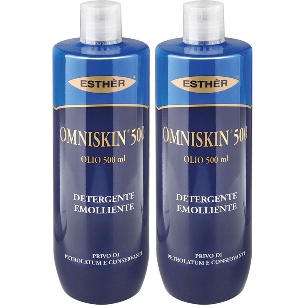 Due flaconi blu con tappi bianchi. Scritte: Esthèr, Omniskin 500, Olio, Detergente Emolliente. Senza petrolati e conservanti.