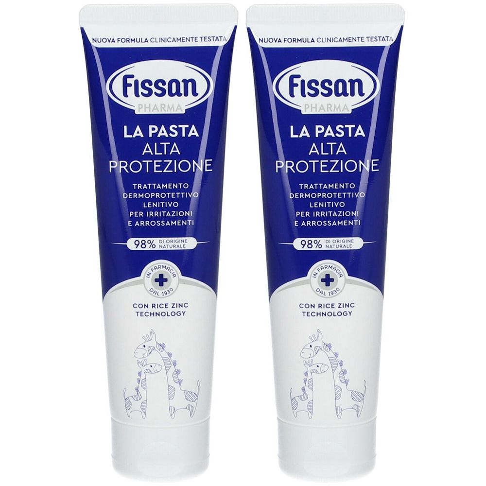 Due tubi di Fissan Pasta Alta Protezione. Tubi blu con tappo bianco. Testo: LA PASTA ALTA PROTEZIONE, 98% naturale.