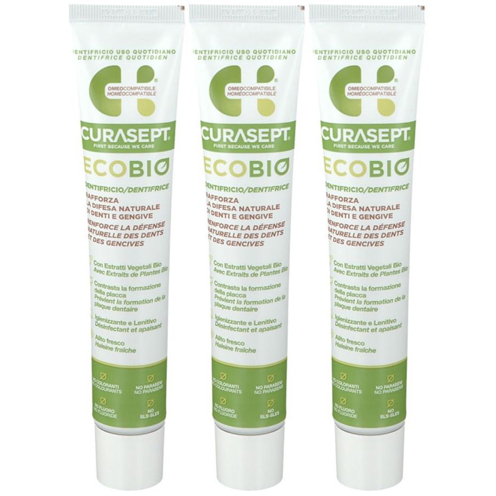 Tre tubi di dentifricio. Confezione verde e bianca. Scritta: CURASEPT ECOBIO. Testo in italiano e francese.