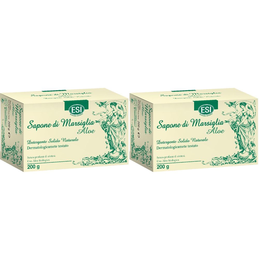 Due scatole rettangolari. Scritta: ESI, Sapone di Marsiglia Aloe. Testo e illustrazioni verdi su sfondo crema. Peso: 200 g.