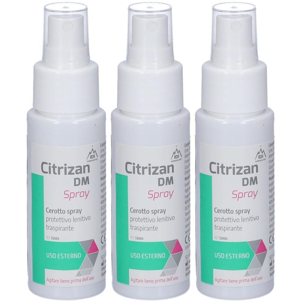 Tre flaconi spray bianchi con etichette che mostrano Citrizan DM Spray.