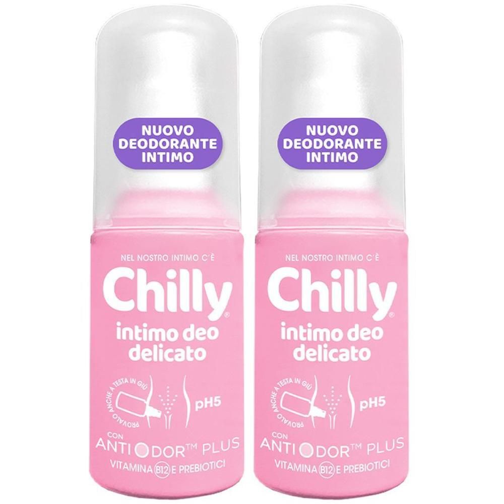 Due flaconi rosa Chilly Intimo Deo Delicato con tappo bianco. Contiene Anti Odor Plus.