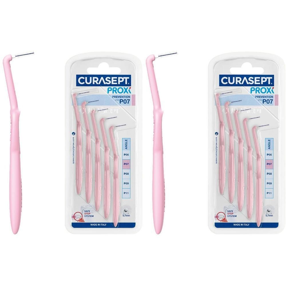 Confezione di spazzolini interdentali rosa Curasept P07, 0,7mm. Spazzolino singolo e due confezioni visibili.