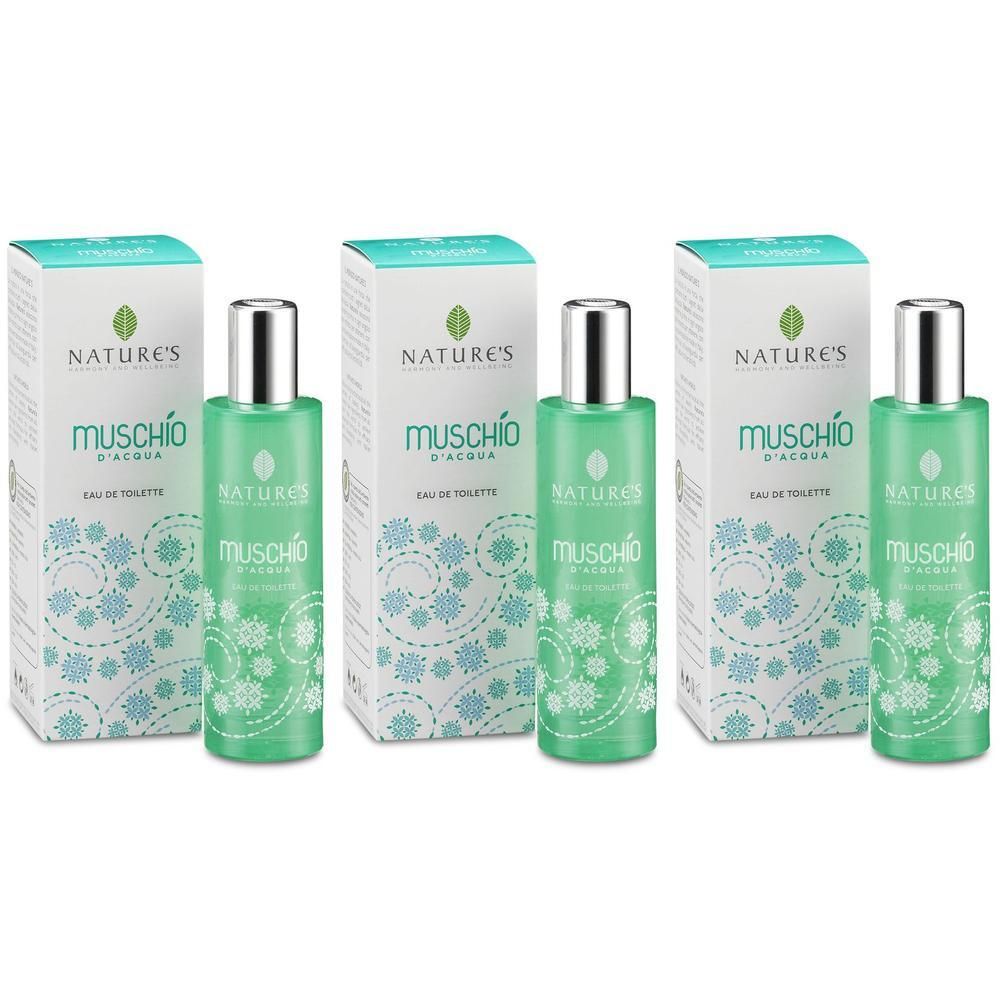 Tre flaconi Nature's Muschio D'Acqua Eau de Toilette con tappi argentati e scatole abbinate con motivo floreale.