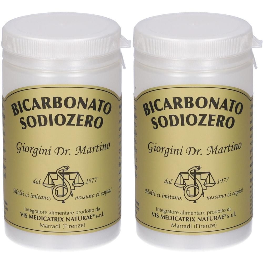 Due contenitori di Bicarbonato Sodiozero Giorgini Dr. Martino.