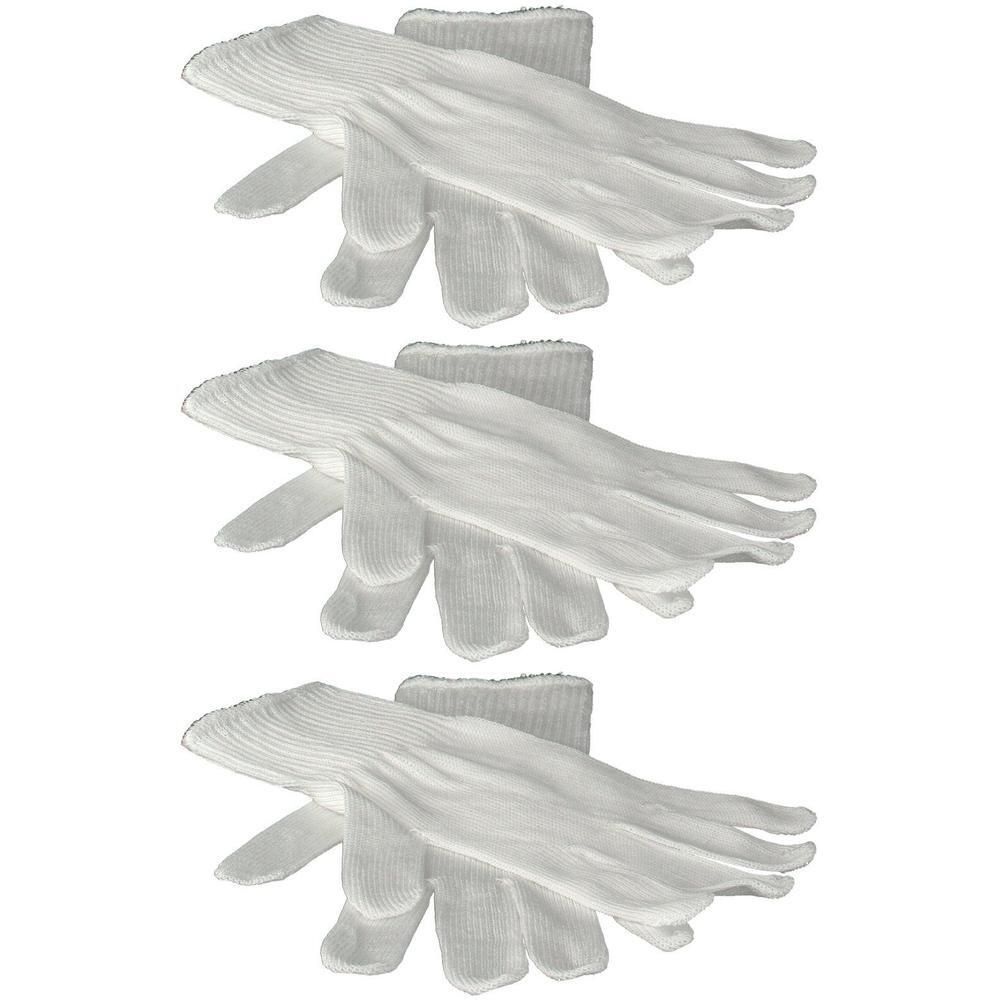 Tre paia di guanti in tessuto bianco.