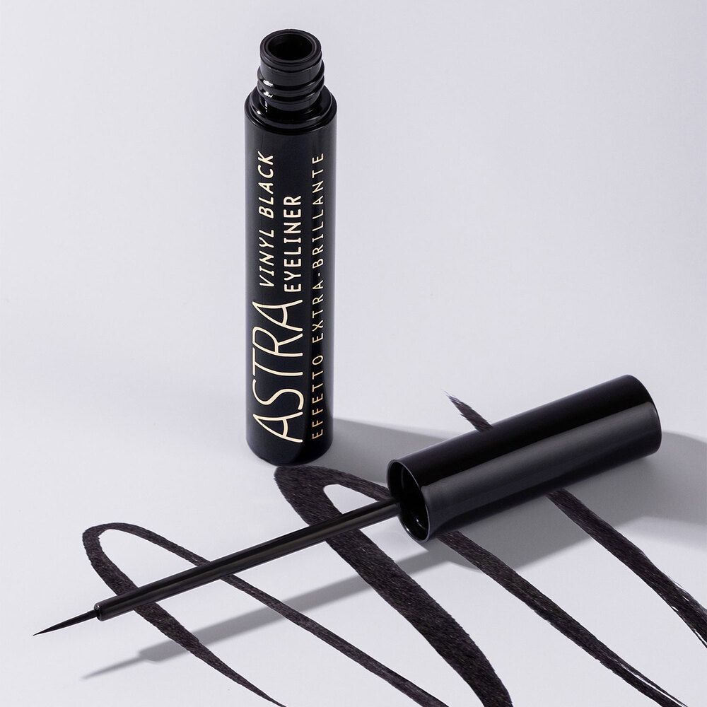 ASTRA Make-UP Vinyl Black Eyeliner - Eyeliner Vinilico Intenso Extra-Brillante