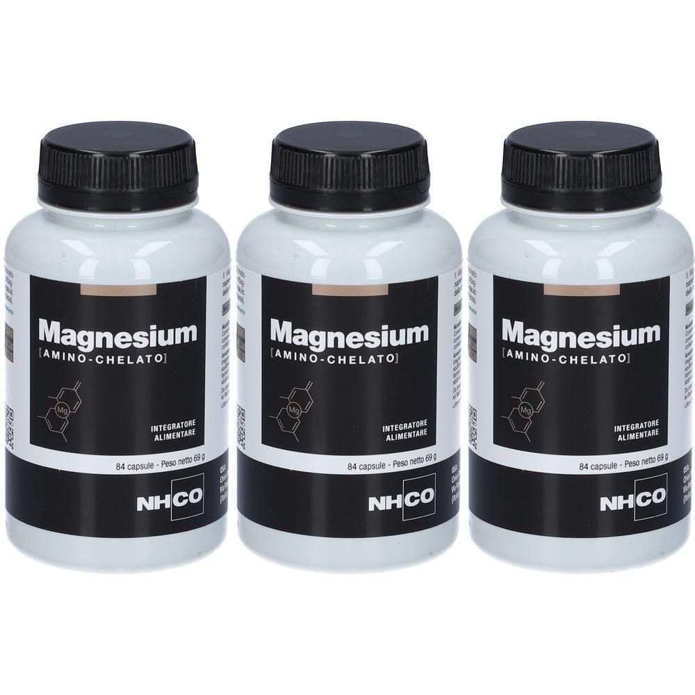 Tre flaconi di NHCO Magnesio Amino-Chelato, 84 capsule per flacone.