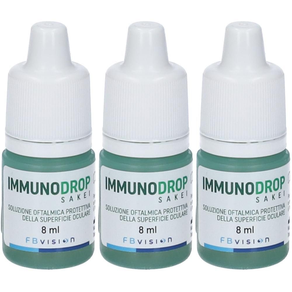 Tre flaconi contagocce verdi con tappo bianco, 8 ml ciascuno. Etichetta: IMMUNODROP SAKEI.