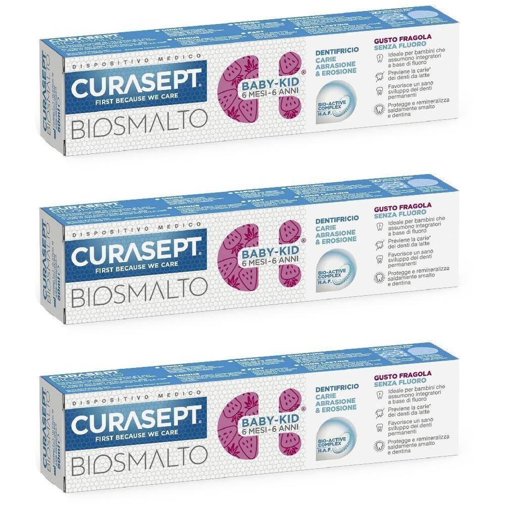 Tre confezioni di dentifricio Curasept Biosmalto Baby-Kid, gusto fragola, senza fluoro.