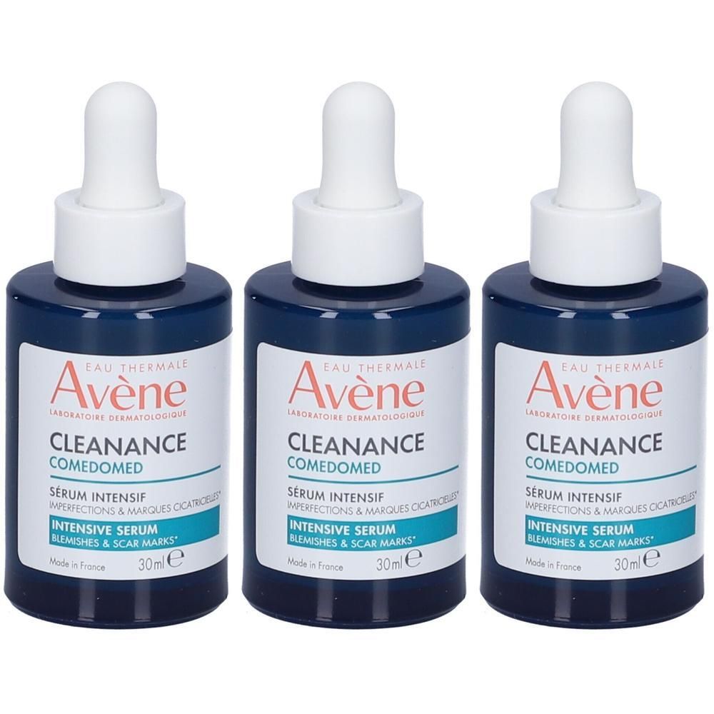Tre flaconi di siero intensivo Avene Cleanance Comedomed, 30ml ciascuno.