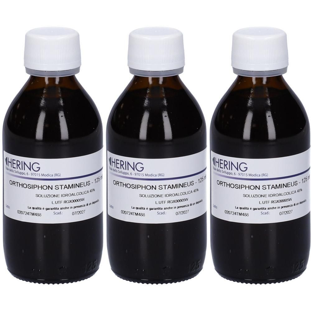 Tre flaconi in vetro marrone con tappo bianco, contenenti liquido scuro. Etichette riportano 'HERING Orthosiphon Stamineus'.