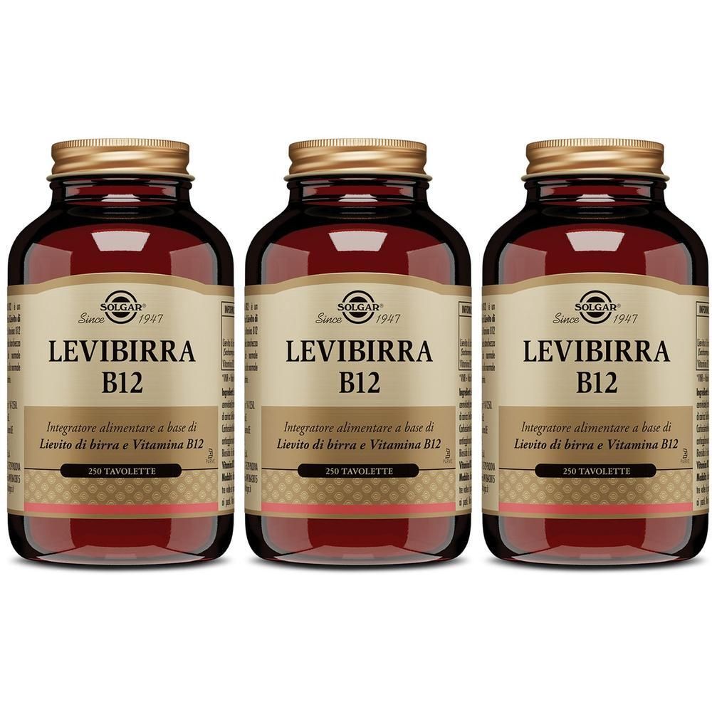 Tre flaconi di Levibirra B12 Solgar con tappi dorati. Ogni flacone contiene 250 tavolette.