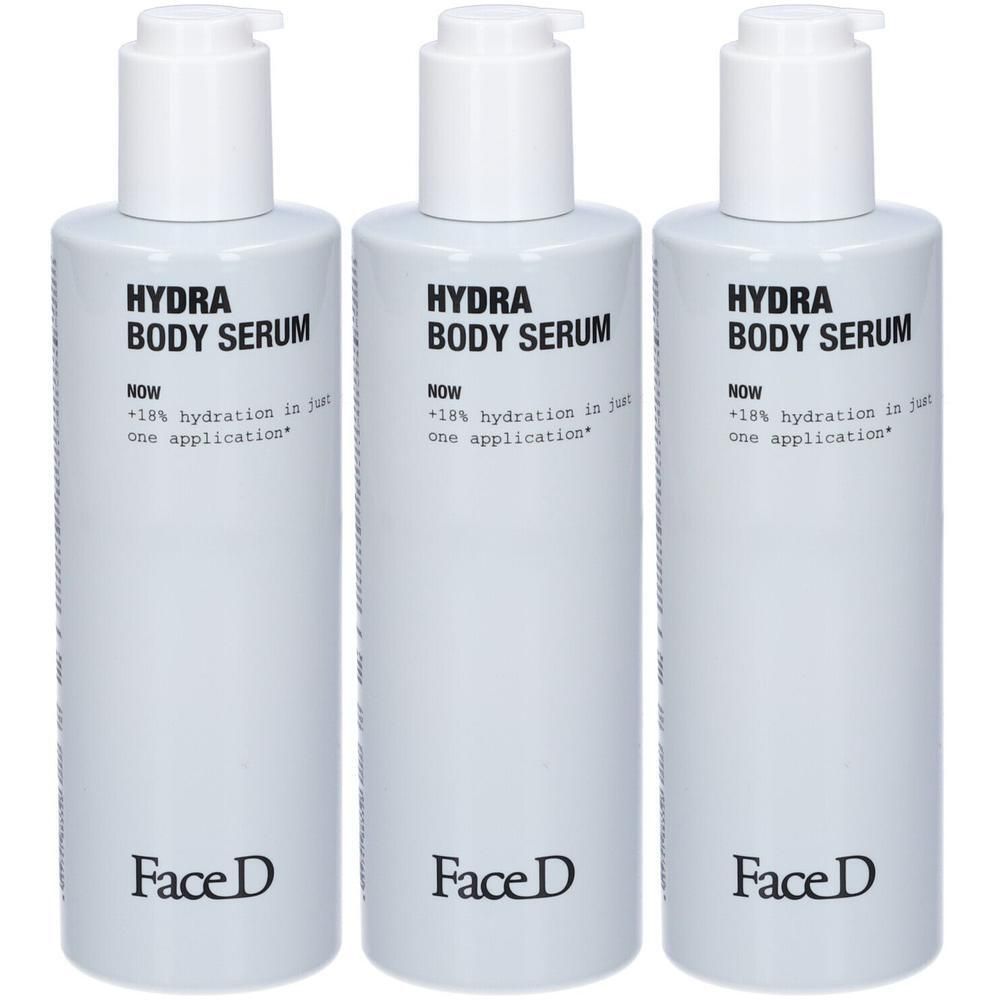 Tre flaconi pump bianchi di FaceD Hydra Body Serum. Testo: "HYDRA BODY SERUM".