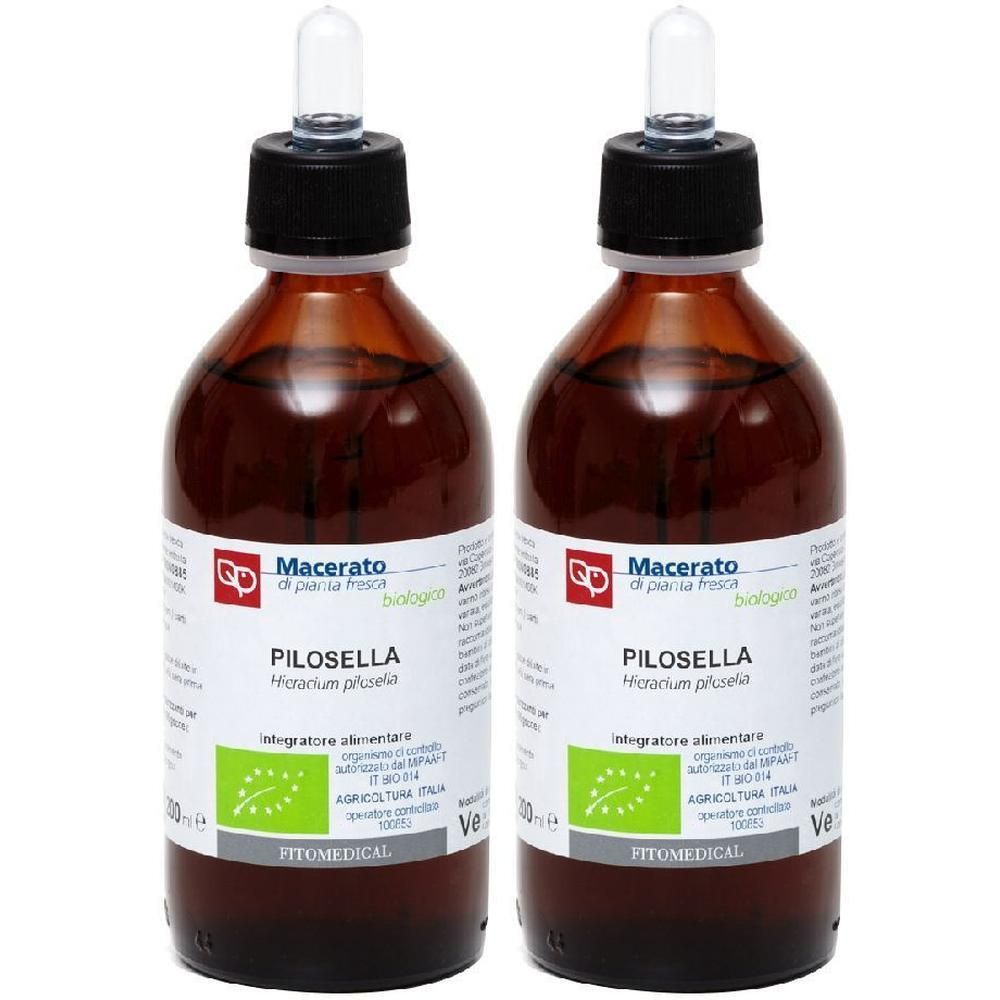 Due flaconi in vetro ambrato con contagocce, contenenti liquido scuro. Etichette riportano "Pilosella" e sigillo biologico.