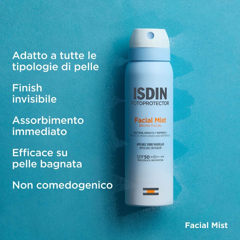 Flacone spray ISDIN Fotoprotector Bruma Viso SPF 50 su sfondo blu.