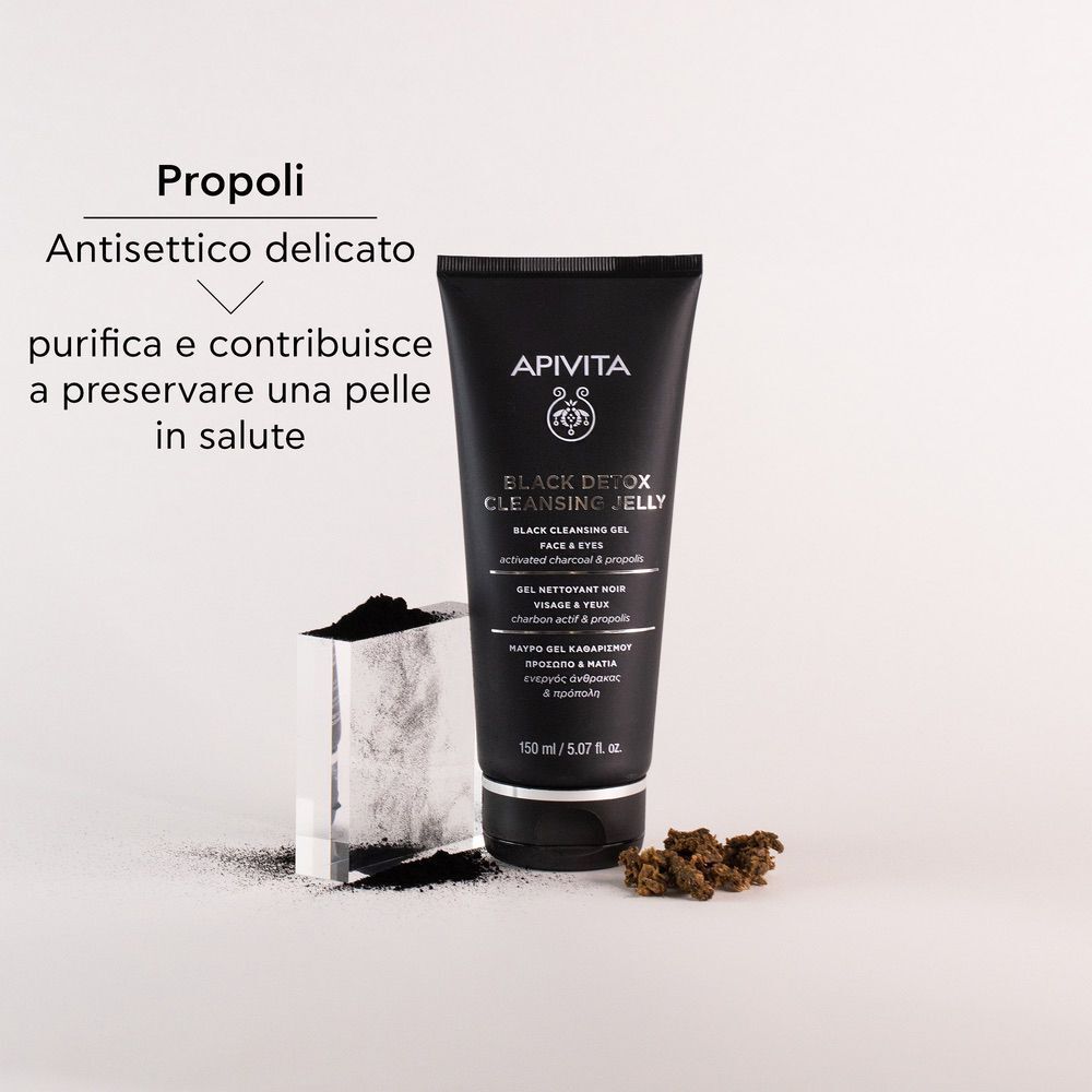 Apivita Black Detox Gel Detergente Nero viso, occhi e labbra struccante rimuove il trucco